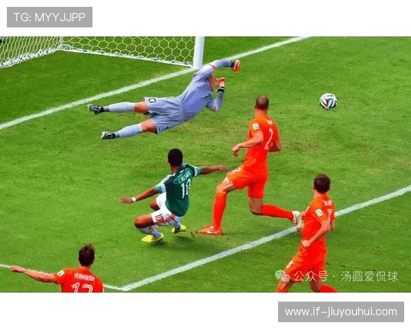 YY侃足球最新动态：聚焦热门赛事分析与球员表现精彩回顾